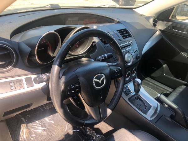 2010 Mazda 3 **Very clean**Must See - cars & trucks - by dealer -... for sale in Fenton, MI – photo 10
