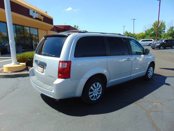 2010 Dodge Grand Caravan SE - cars & trucks - by dealer - vehicle... for sale in Inidanapolis, IN – photo 16