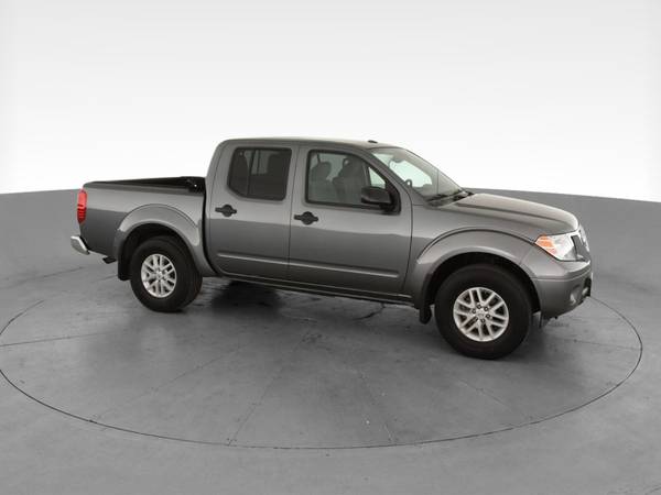 2017 Nissan Frontier Crew Cab SV Pickup 4D 5 ft pickup Gray -... for sale in Easton, PA – photo 14