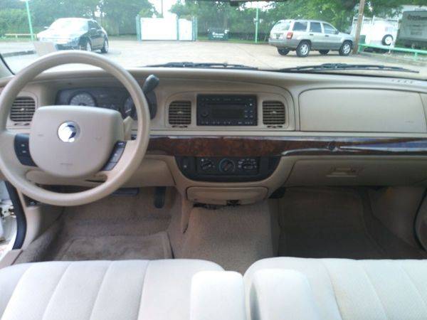2008 MERCURY GRAND MARQUIS GS ***APPROVALS IN 10 MINUTES*** for sale in Memphis, TN – photo 11