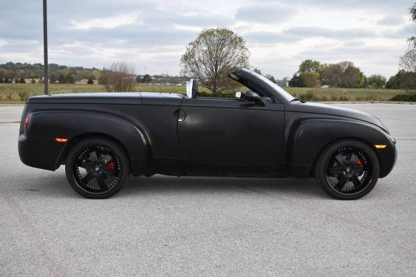 2005 Chevrolet SSR ***CLEAN NEBRASKA TITLE W/73K MILES ONLY*** -... for sale in Omaha, IA – photo 7