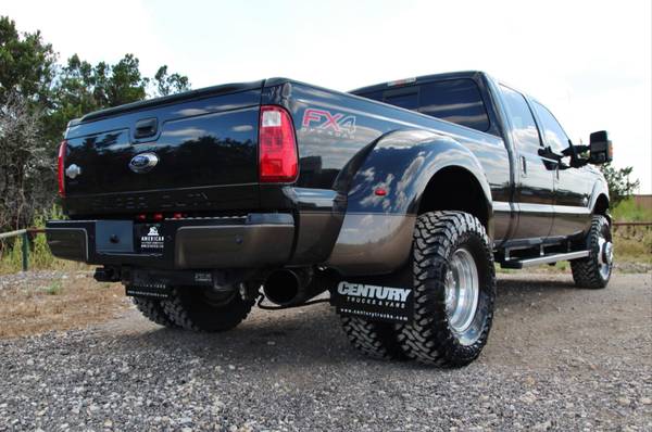 2015 FORD F350 KING RANCH 4X4 - BLK ON BLK - NAV ROOF- NEW 35" TOYO MT for sale in LEANDER, TX – photo 9