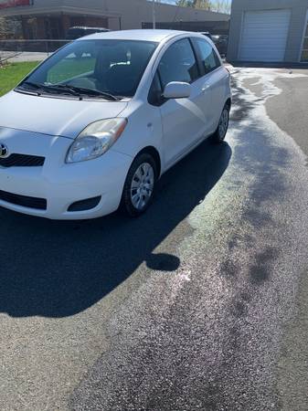 2010 TOYOTA YARIS COUPE - - by dealer - vehicle for sale in Watervliet, NY – photo 4
