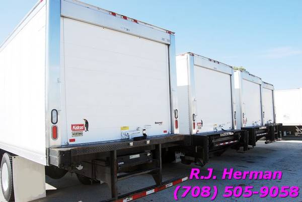 2015 Freightliner M2 (NON CDL) 24ft Refrigerated Straight Truck -... for sale in Willow Springs, IL – photo 10
