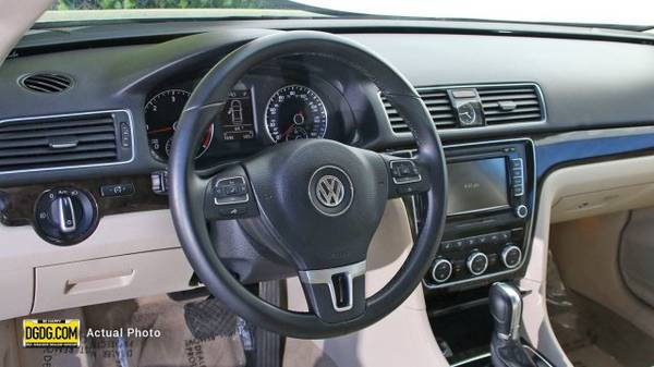 2014 VW Volkswagen Passat TDI SEL Premium sedan Platinum Gray Metallic for sale in San Jose, CA – photo 4