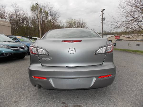 2012 Mazda3 I Sport ( low mileage, clean, good on gas) - cars & for sale in Carlisle, PA – photo 6