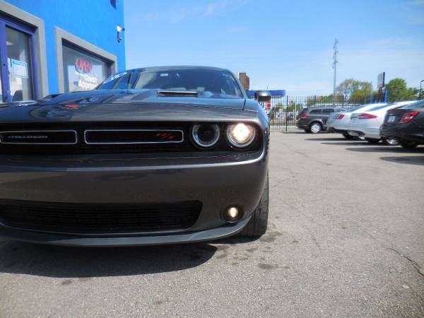 2016 Dodge Challenger R/T Plus 2dr Coupe 495 DOWN YOU DRIVE W A C for sale in Highland Park, MI – photo 8