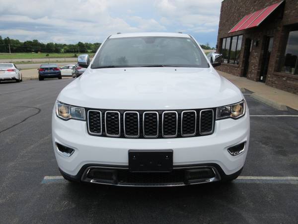 2019 Jeep Grand Cherokee LIMITED SUV - cars & trucks - by dealer -... for sale in Jackson, IL – photo 10