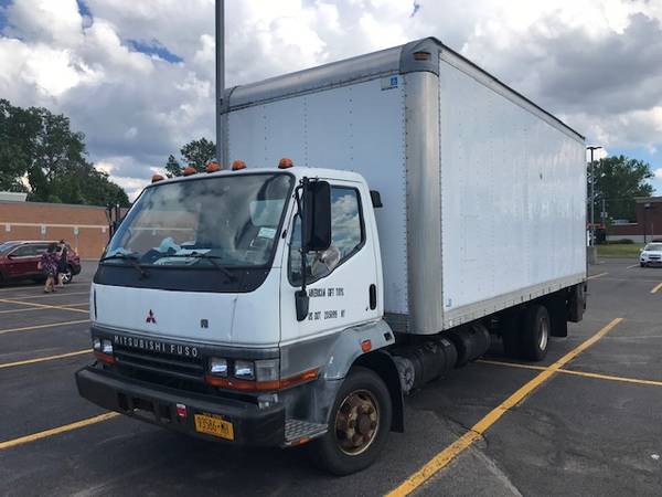 2004 mitsubishi fuso fh 210 box truck diesel 20 ft box 172k mile 4 for sale in Victor, NY – photo 2