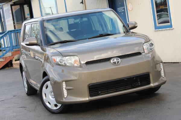 2013 SCION XB *** LOW MILES *** BLUETOOTH *** 90 DAY WARRANTY*** -... for sale in Highland, IL – photo 2