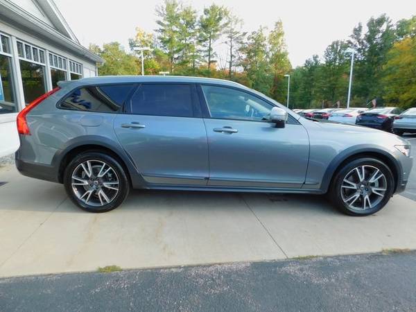 2017 Volvo V90 Cross Country T6 AWD - BAD CREDIT OK! - cars & trucks... for sale in Salem, ME – photo 6