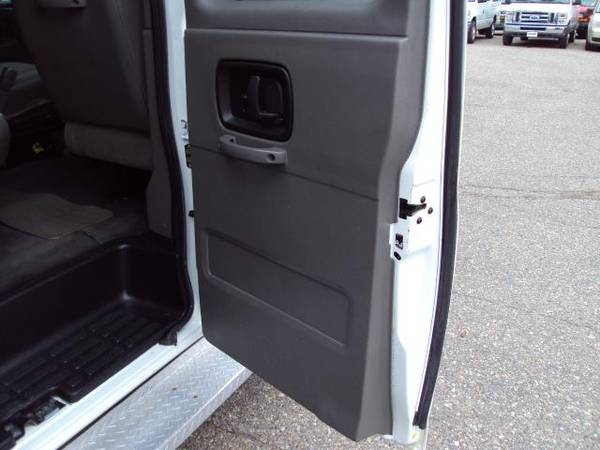 2014 Chevrolet Express Passenger 12 PASSENGER 4X4 QUIGLEY EXTENDED... for sale in waite park, ND – photo 7