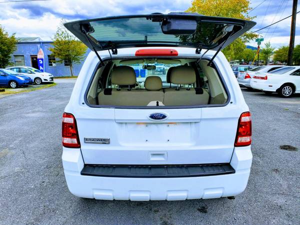 2010 FORD ESCAPE XLT AUTOMATIC 4X4 ⭐ 6 MONTH WARRANTY - cars &... for sale in Front Royal, VA – photo 7