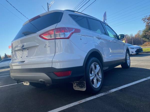 2014 Ford ESCAPE SE FWD W/4X4 - - by dealer - vehicle for sale in Wallingford, CT – photo 4