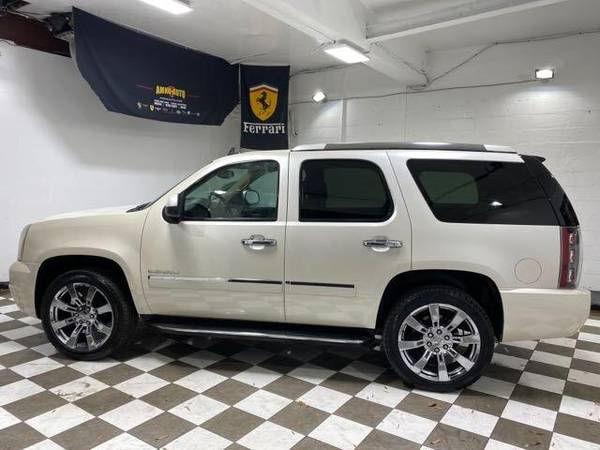 2012 GMC Yukon Denali AWD Denali 4dr SUV $1200 - cars & trucks - by... for sale in Temple Hills, District Of Columbia – photo 10
