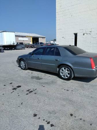 2005 Cadillac DTS for sale in Indianapolis, IN – photo 2