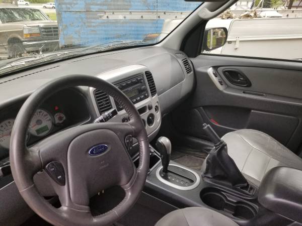 2005 Ford Escape for sale in Inver Grove Heights, MN – photo 4