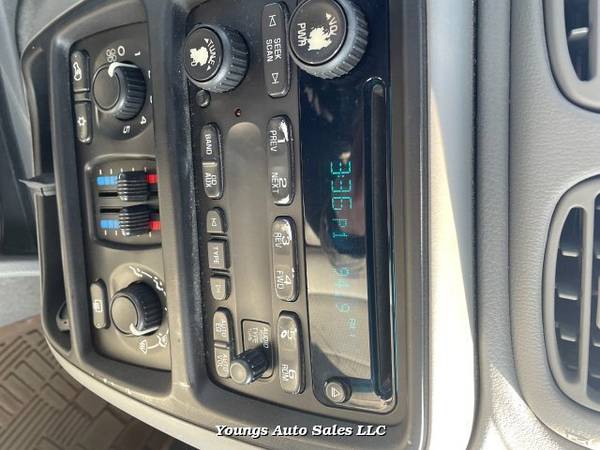 2008 Chevrolet TrailBlazer LT2 4WD 4-Speed Automatic for sale in Fort Atkinson, WI – photo 13