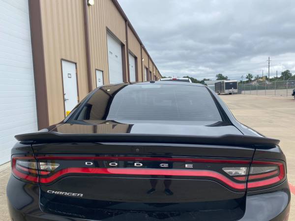 2019 DODGE CHARGER SXT - cars & trucks - by dealer - vehicle... for sale in Spring, LA – photo 10