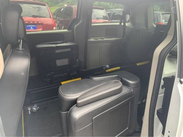 2018 Dodge Grand Caravan SXT handicap wheelchair van - cars for sale in dallas, GA – photo 16