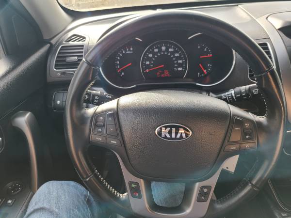 2014 Kia Sorento LX AWD 130K One Owner, No Accidents, Heated Seats for sale in Oswego, NY – photo 10