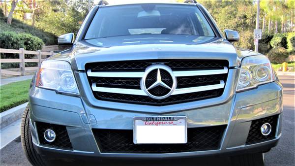 2012 MERCEDES BENZ GLK350 (ONLY 65K MILES, PANORAMIC ROOF, MINT COND.) for sale in Camarillo, CA – photo 2