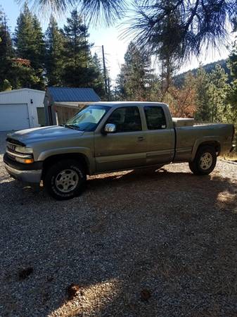 2002 Chevy Silverado 4x4 - cars & trucks - by owner - vehicle... for sale in Clovis, NM – photo 3