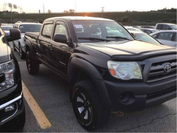 2010 TOYOTA TACOMA*DOUBLE CAB*4X4*6CYLINDER - cars & trucks - by... for sale in Rowley, MA – photo 2