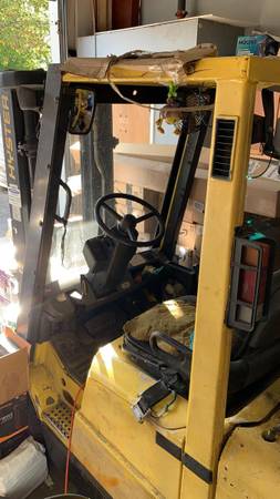 Hyster forklift - cars & trucks - by owner - vehicle automotive sale for sale in Lakewood, NJ – photo 4