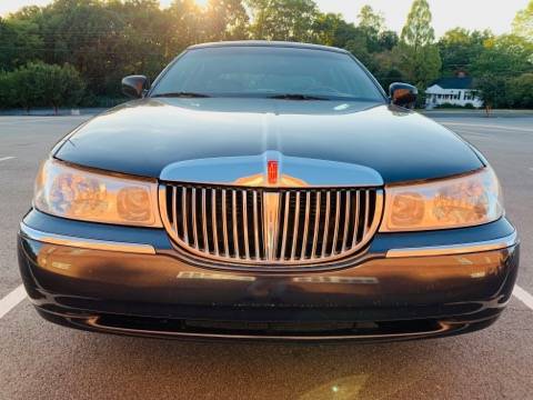 2000 Lincoln Town Car Signature Low Miles for sale in Marietta, GA – photo 7