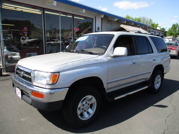 1998 TOYOTA 4 RUNNER SR5 2WD - - by dealer - vehicle for sale in Longview, OR – photo 2