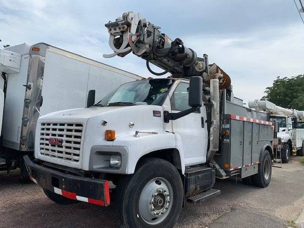 2006 GMC C-7500 CORNER MOUNTED 3 SECTION - cars & trucks - by dealer... for sale in Massapequa Park, NY – photo 3