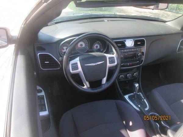 2013 Chrysler 200 Convertible - Low 72k Miles - EXCELLENT CONDITION for sale in Mission Viejo, CA – photo 3