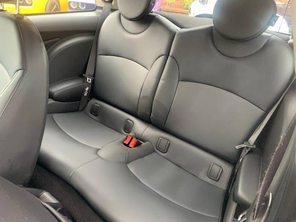 Wow! A 2011 MINI Cooper Hardtop with 95,020 Miles-Hartford - cars &... for sale in South Windsor, CT – photo 13