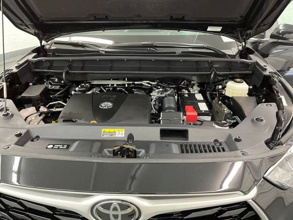 2020 Toyota Highlander XLE - cars & for sale in PUYALLUP, WA – photo 9
