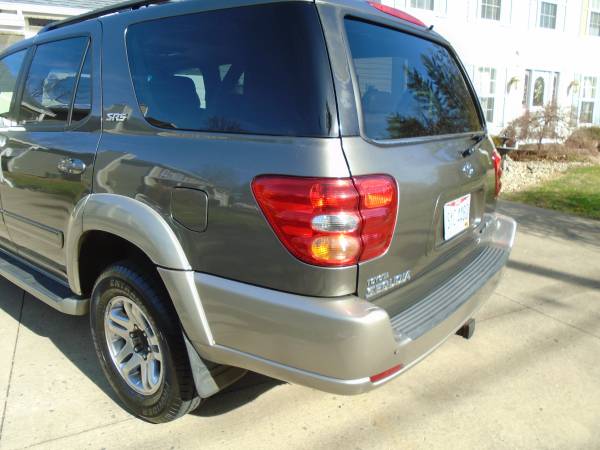 2004 toyota sequoia sr5 - cars & trucks - by owner - vehicle... for sale in South Lebanon, OH – photo 2