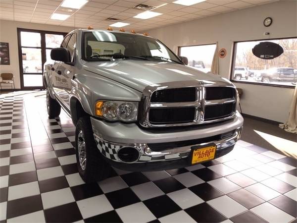 2004 Dodge Ram 2500 SLT - cars & trucks - by dealer - vehicle... for sale in Green Bay, WI – photo 5