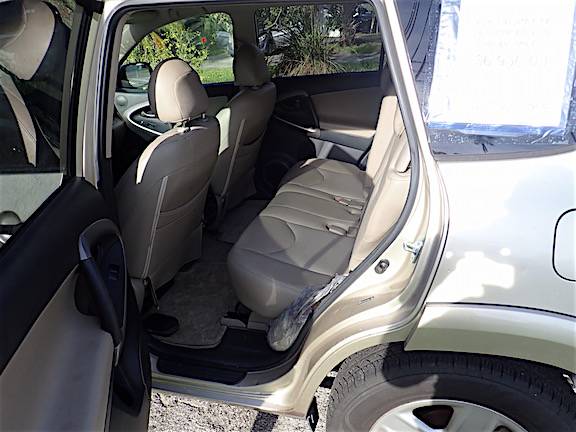2006 - RAV4 - 6CYL - 4WD - cars & trucks - by owner - vehicle... for sale in SAINT PETERSBURG, FL – photo 7