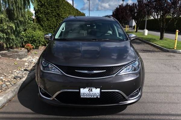2018 Chrysler Pacifica Limited - - by dealer - vehicle for sale in Fife, WA – photo 4