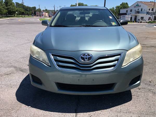 2010 Toyota Camry Le - cars & trucks - by owner - vehicle automotive... for sale in Hyattsville, District Of Columbia – photo 2