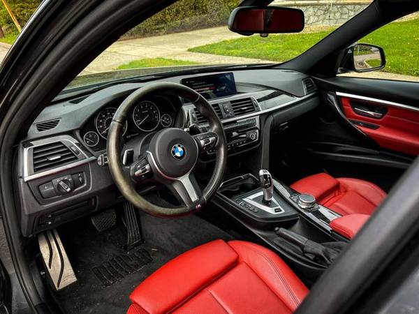 2018 BMW 330e 330e iPerformance Sedan - - by dealer for sale in Westbury , NY – photo 2