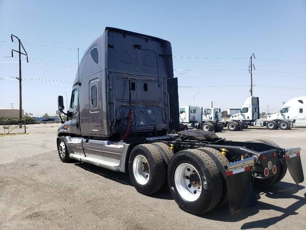 2012 FREIGHTLINER CASCADIA for sale in Bakersfield, CA – photo 7