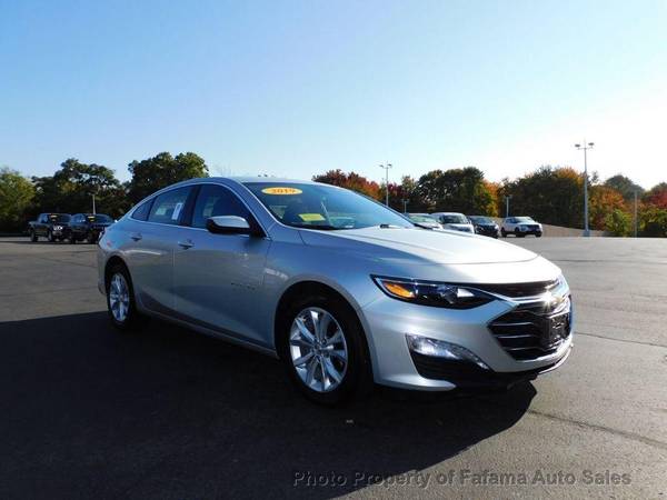 2019 Chevrolet Chevy Malibu LT - - by dealer - vehicle for sale in Milford, MA – photo 5