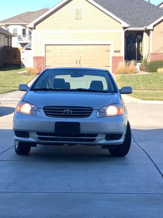 2004 Toyota Corolla LE - cars & trucks - by owner - vehicle... for sale in Lincoln, NE – photo 2