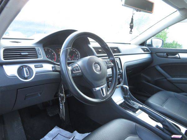 2013 VOLKSWAGEN PASSAT SE -EASY FINANCING AVAILABLE for sale in Richardson, TX – photo 9