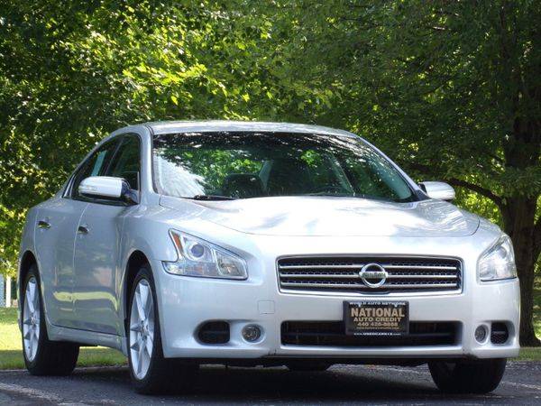 2011 Nissan Maxima SV for sale in Cleveland, OH – photo 2