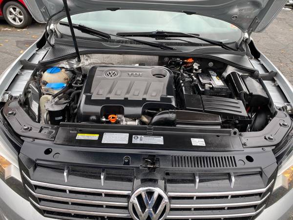 💥2013 VW PASSAT (Diesel) TDI 💥 - cars & trucks - by dealer - vehicle... for sale in Boise, ID – photo 10