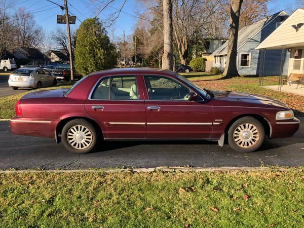Mercury Grand Marquis 2006 - cars & trucks - by owner - vehicle... for sale in Trenton, NJ – photo 4