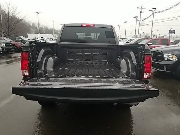 2018 Ram 1500 Express 4x4 Quad Cab 64 Box - - by for sale in Yorkville, NY – photo 19