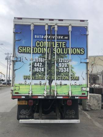 2002 International shred truck for sale in Oceanside, NY – photo 5